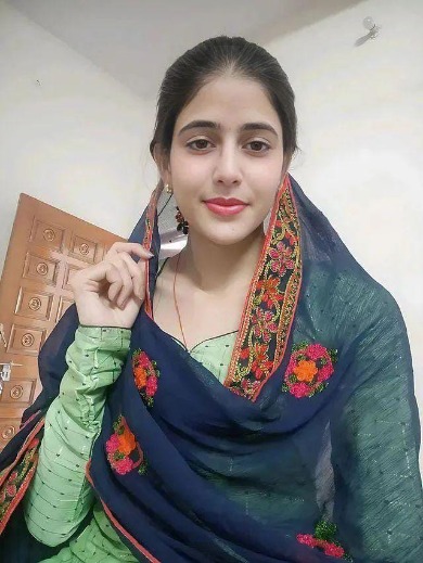 female Call Girls in Lucknow